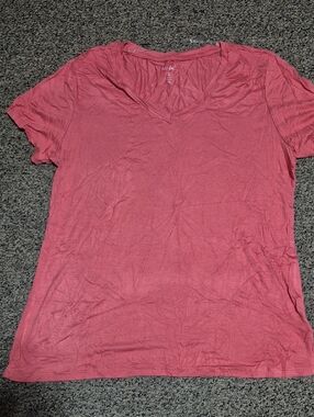 just be V-Neck Short Sleeve Tee - Rose Pink